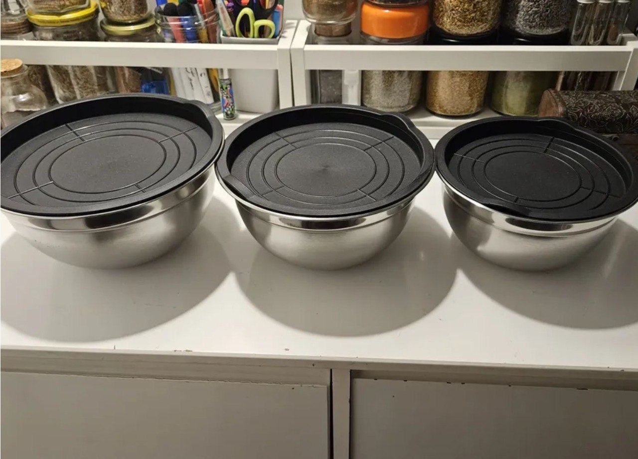 🍚Conjunto 3 Bowls de Inox com Tampas Plásticas