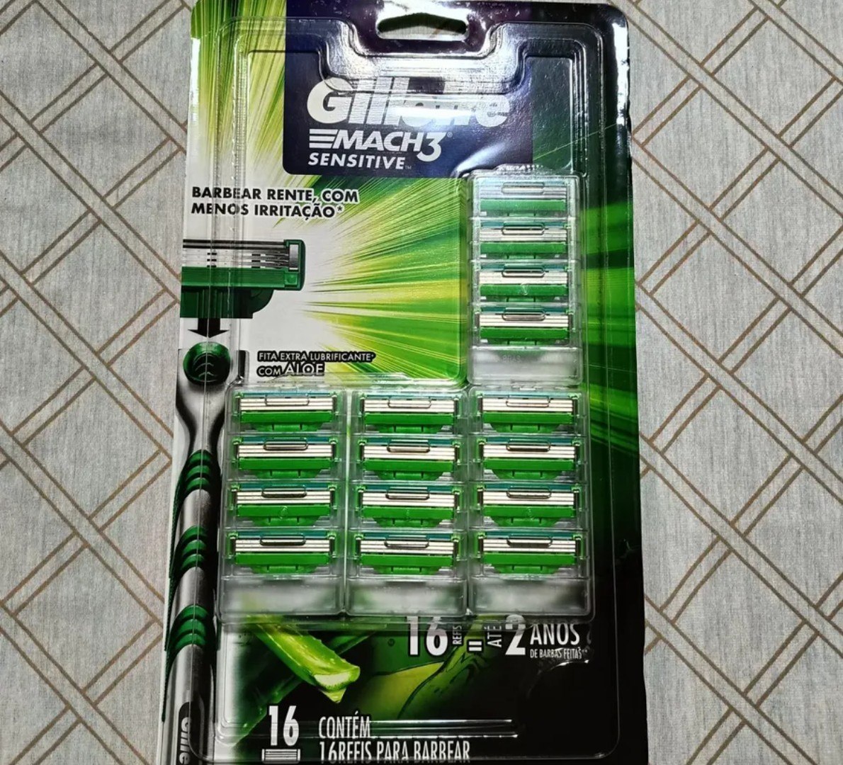 🪒 Carga Aparelho de Barbear Gillette Mach3 Sensitive com Aloe - 16 Unidades