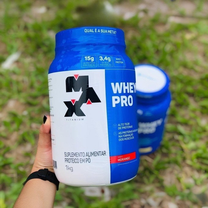 💪 Whey Pro Pote 1kg Sabor Morango Max Titanium