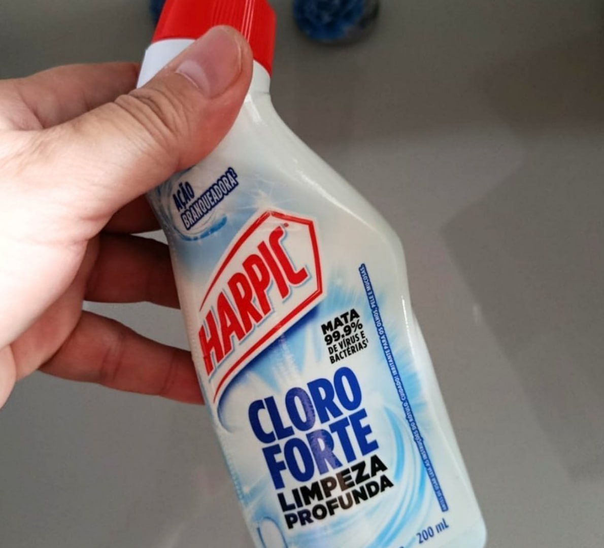🫧 Harpic Cloro Forte, Desinfetante e Desodorizador Sanitário, 200ml
