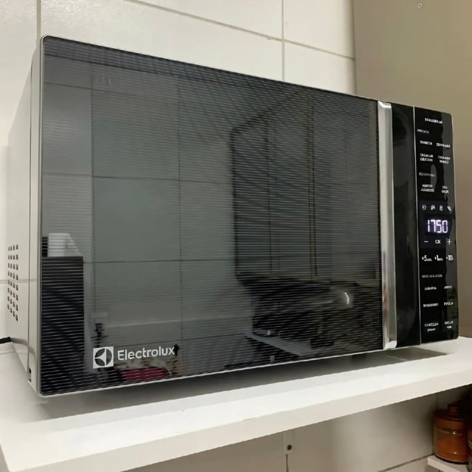 ♨️ Micro-ondas Electrolux Prata 23L Efficient ME23S