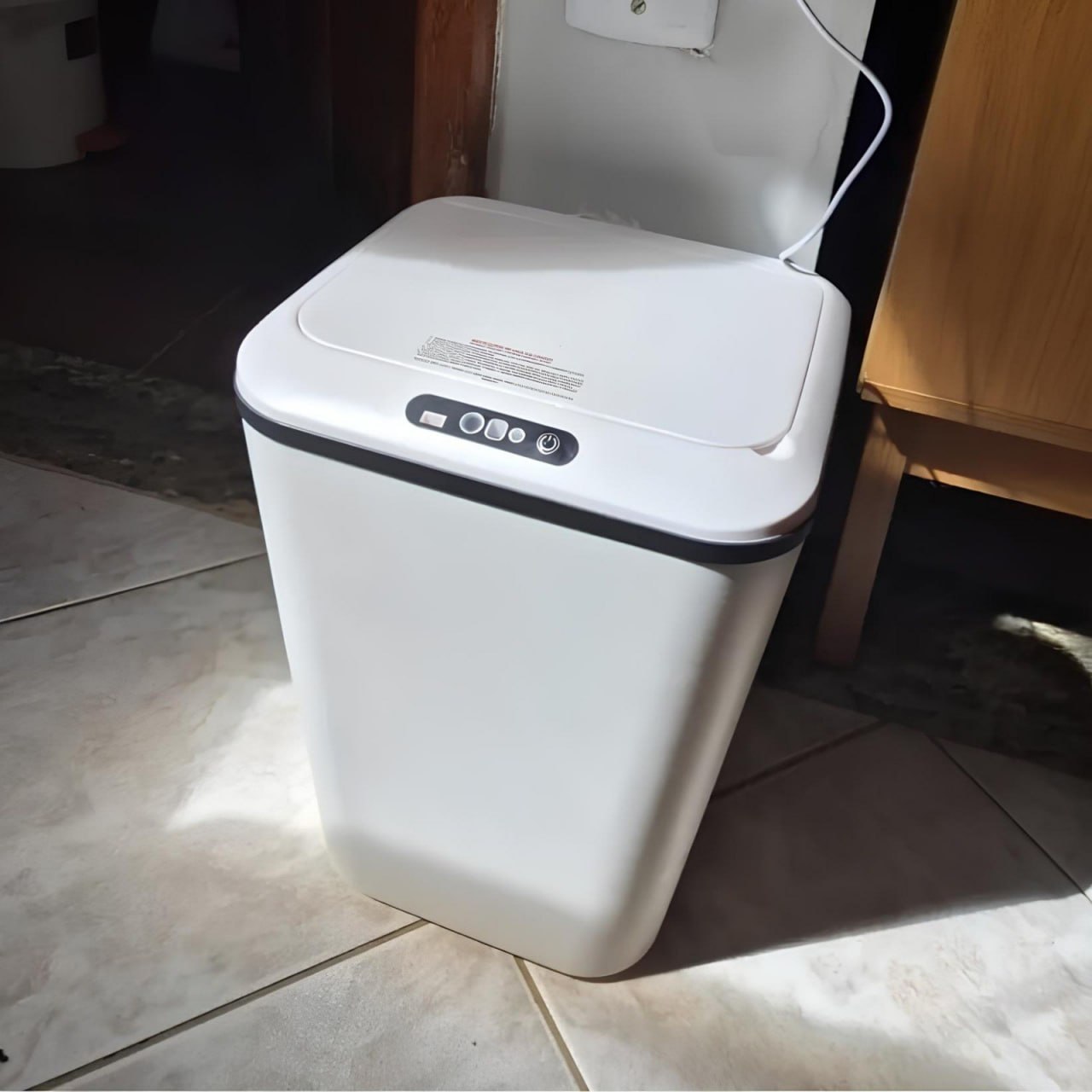 ✅ Lixeira Inteligente Recarregável c/ Sensor Automático 16L