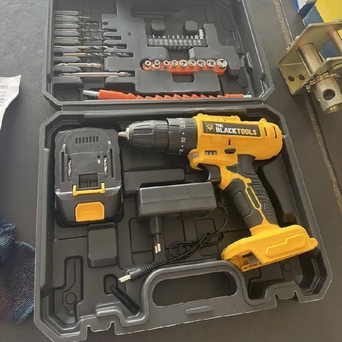 ✅ Parafusadeira Furadeira De Impacto 21V 1400 C/ Acessórios + Maleta The Black Tools