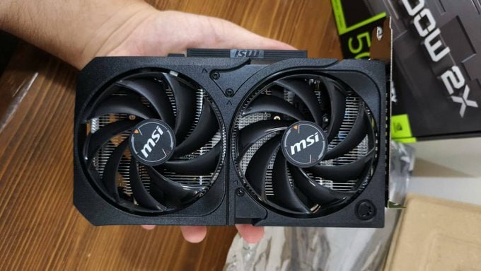 ✅ Placa de Video MSI RTX 5060 Shadow 2X OC, 8GB, GDDR7-912-V537-037