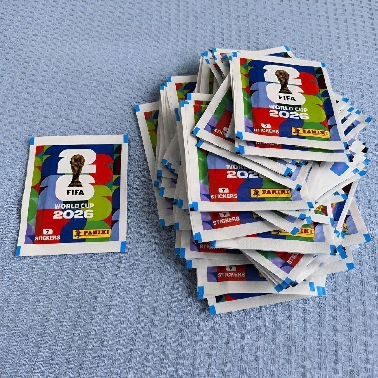 ✅ Kit com 700 Figurinhas (100 Envelopes) do Álbum Copa Do Mundo 2026