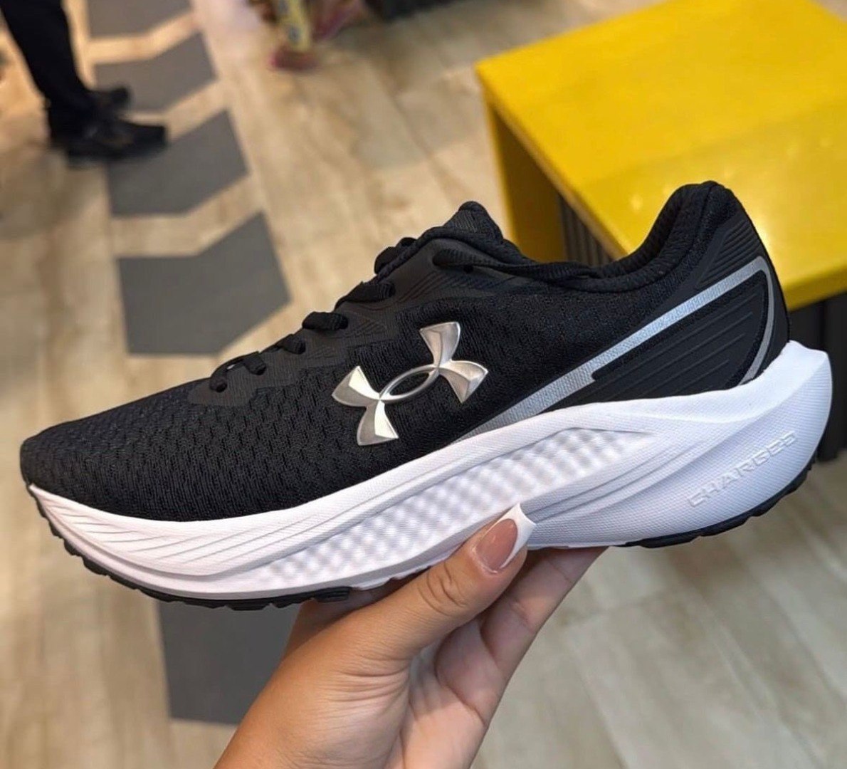 👟 Tênis Esportivo Charged Slight 3 Corrida Macio Under Armour