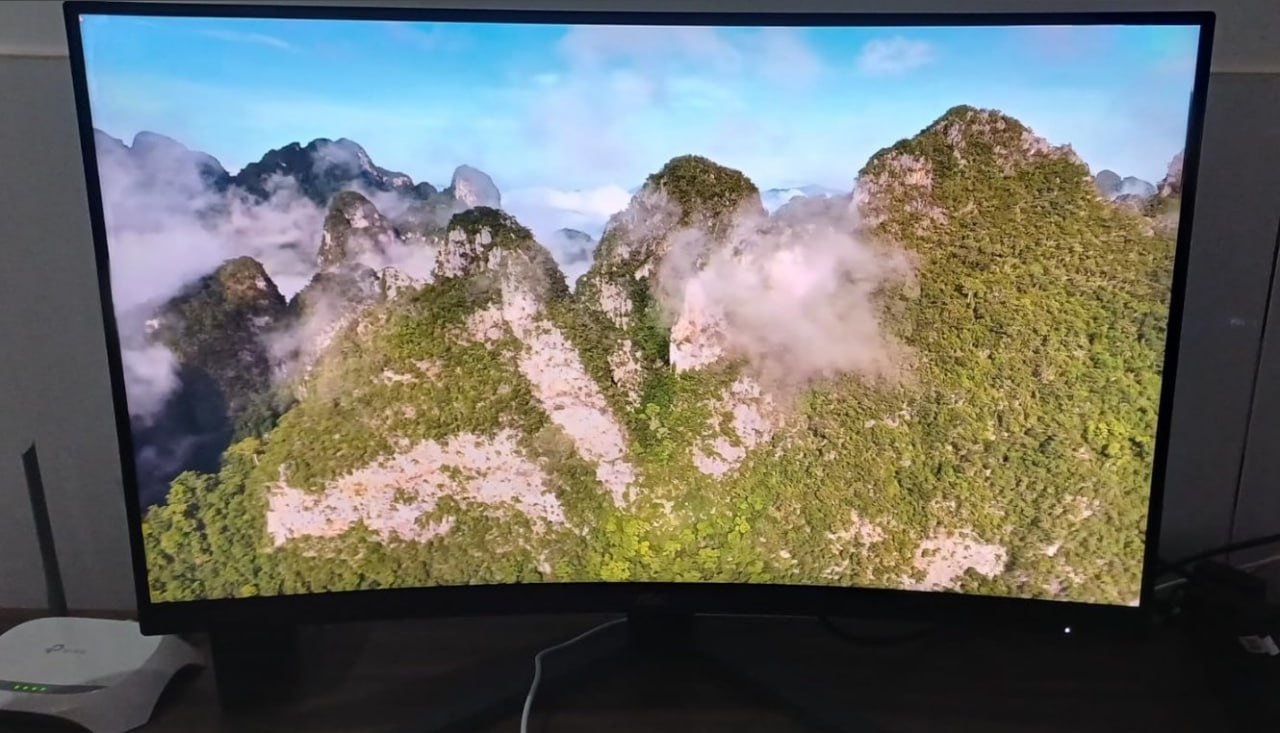 š„ Monitor Gamer Curvo AOC AGON QUAD 32" 180Hz 0,5ms HDR10