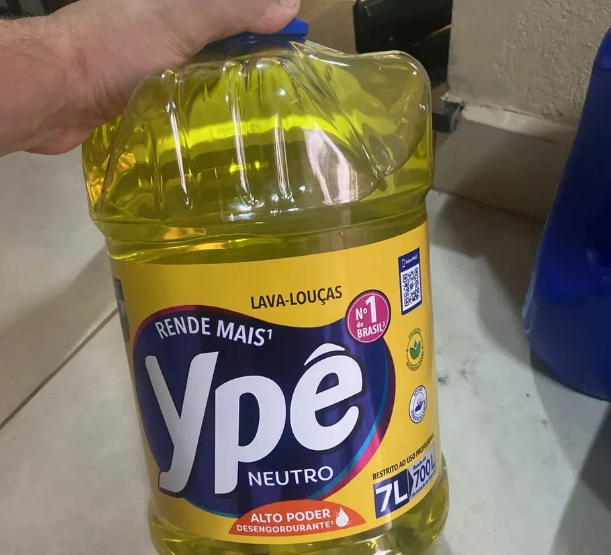 7 LITRÃO PRA LAVAR AS LOUÇAS TUDO