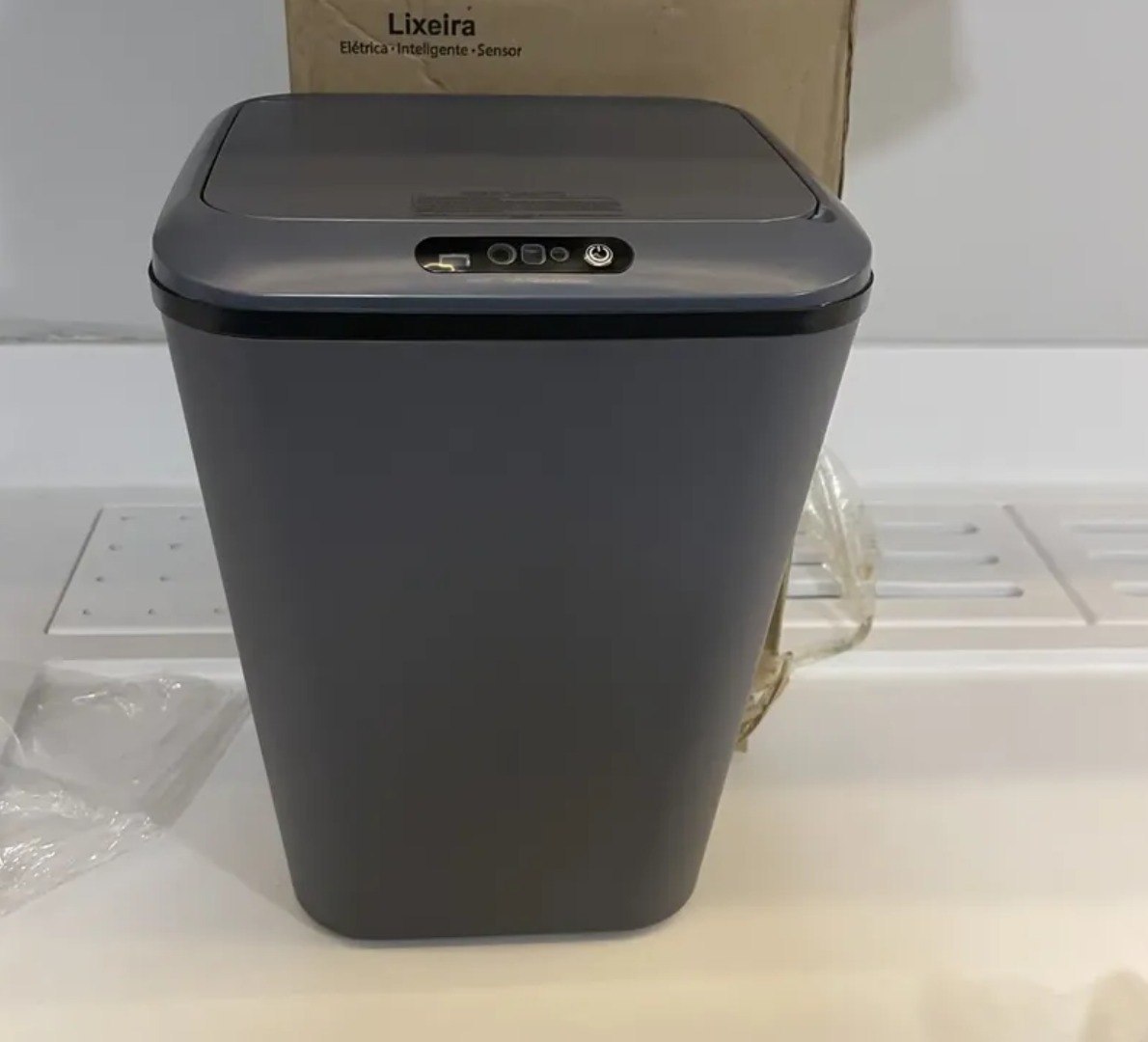 🗑️ Lixeira Inteligente Sensor Automático Recarregável- Cinza