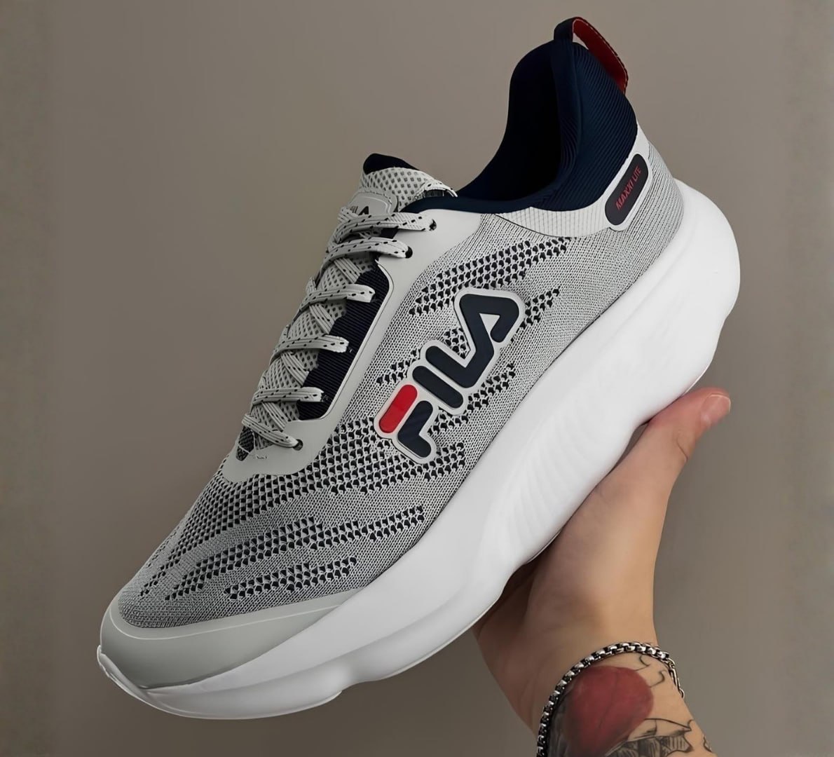 👟 Tênis Fila Maxxi Lite (2 cores)
