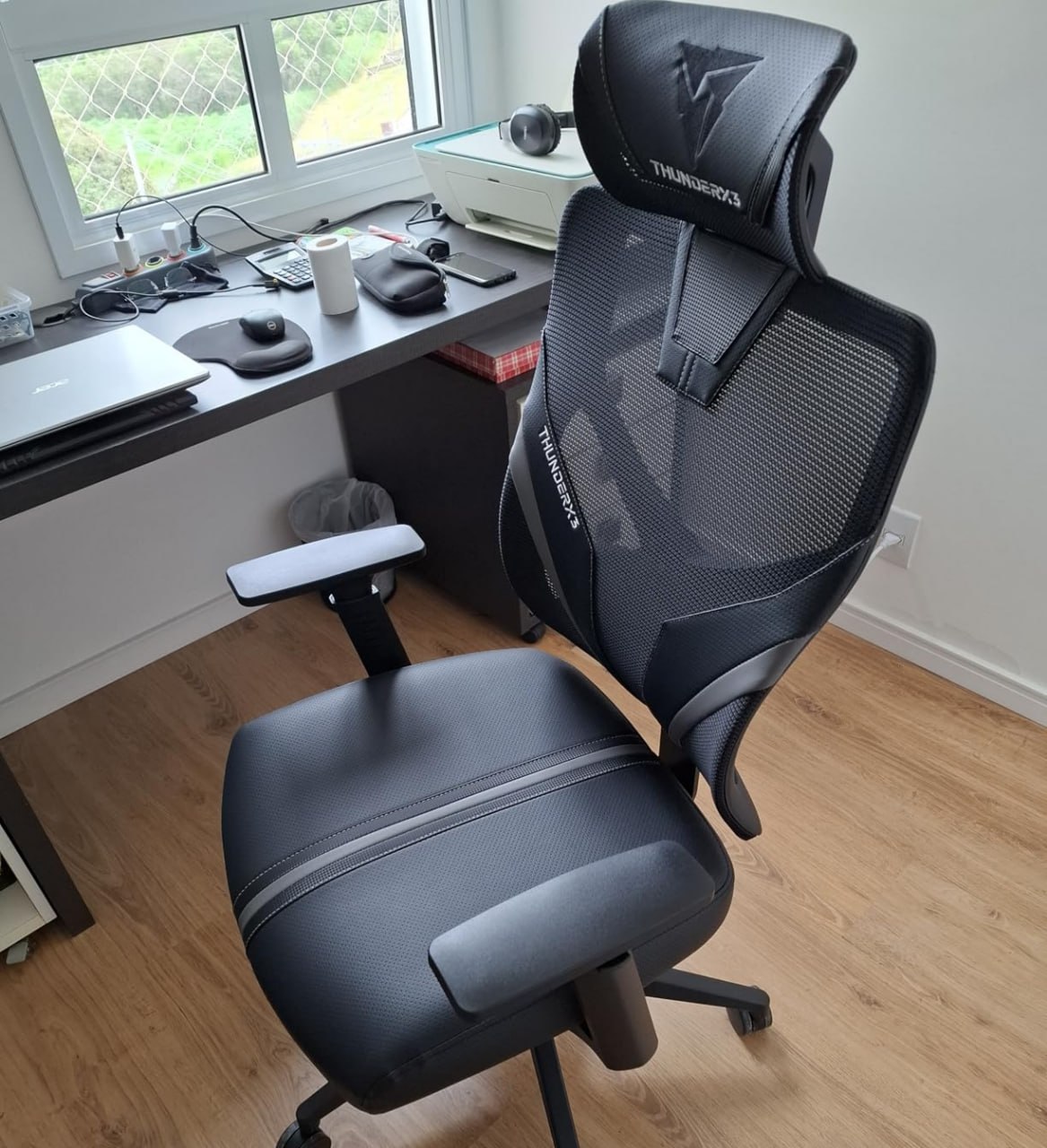 MELHOR QUE AQUELAS CADEIRAS GAMERS QUE ACABAM COM AS SUAS COSTAS