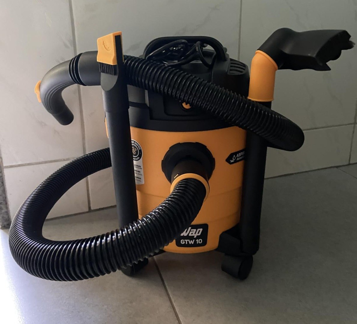 😍 Aspirador de Pó e Água 10 Litros, com Mangueira de 1,5 Metros