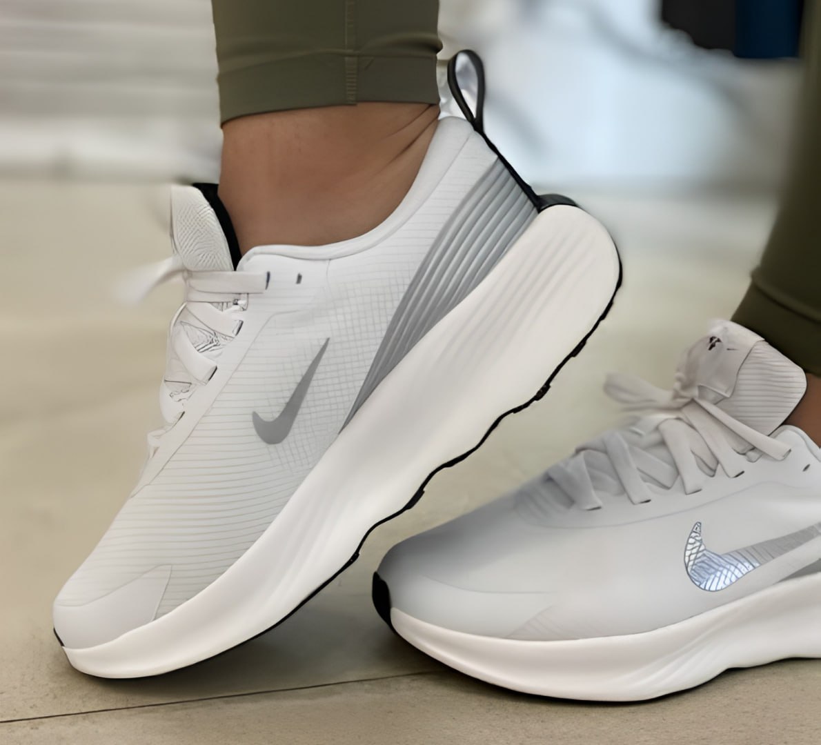 👟 Tênis Nike Promina Prata (35 ao 39)