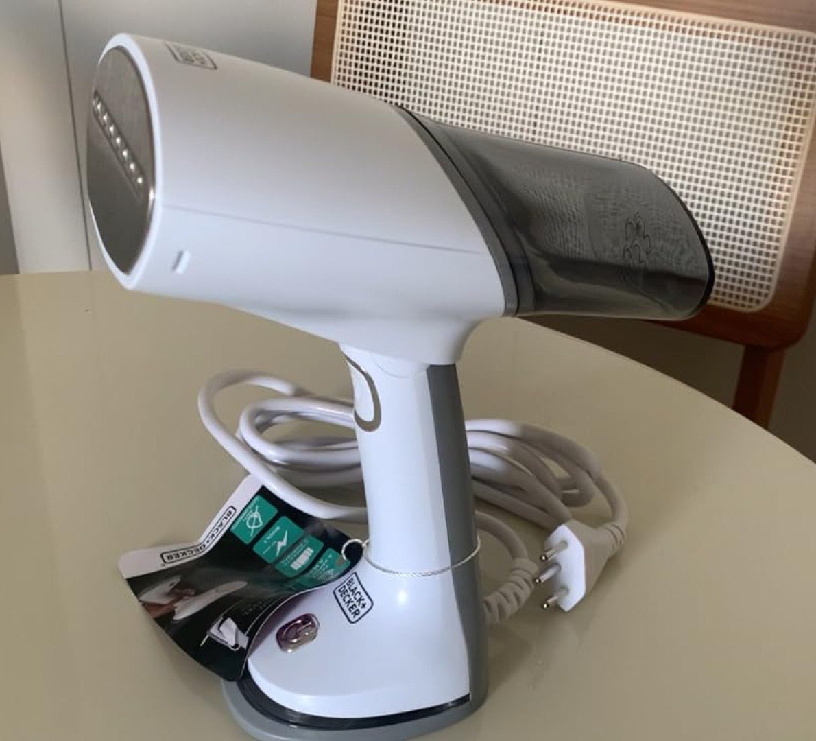 😌 Vaporizador, Ferro de Passar Roupa,Compacto e Portátil BLACK+DECKER