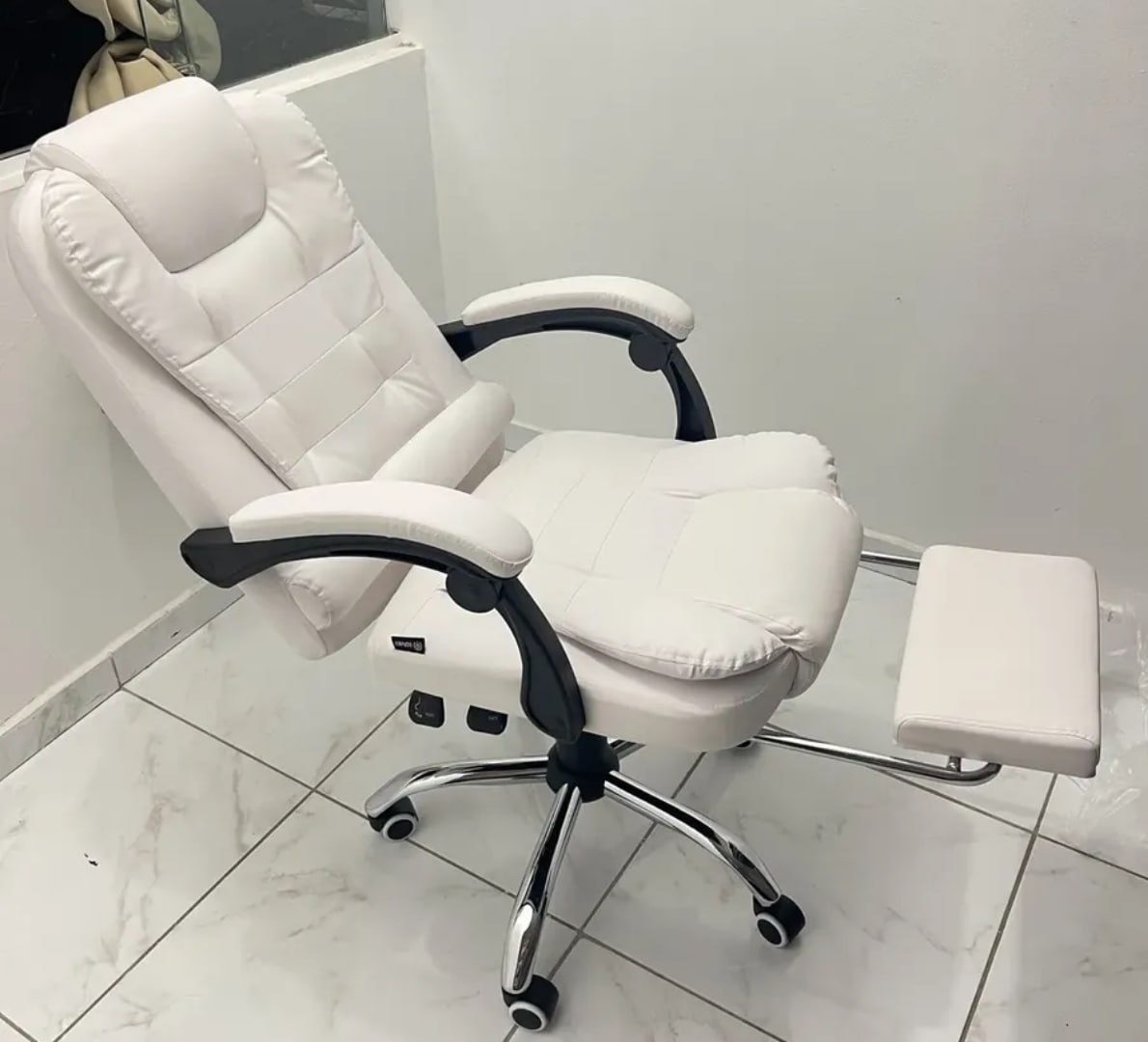 🪑Cadeira Itália Presidente Ergonômica - Luvinco Branca