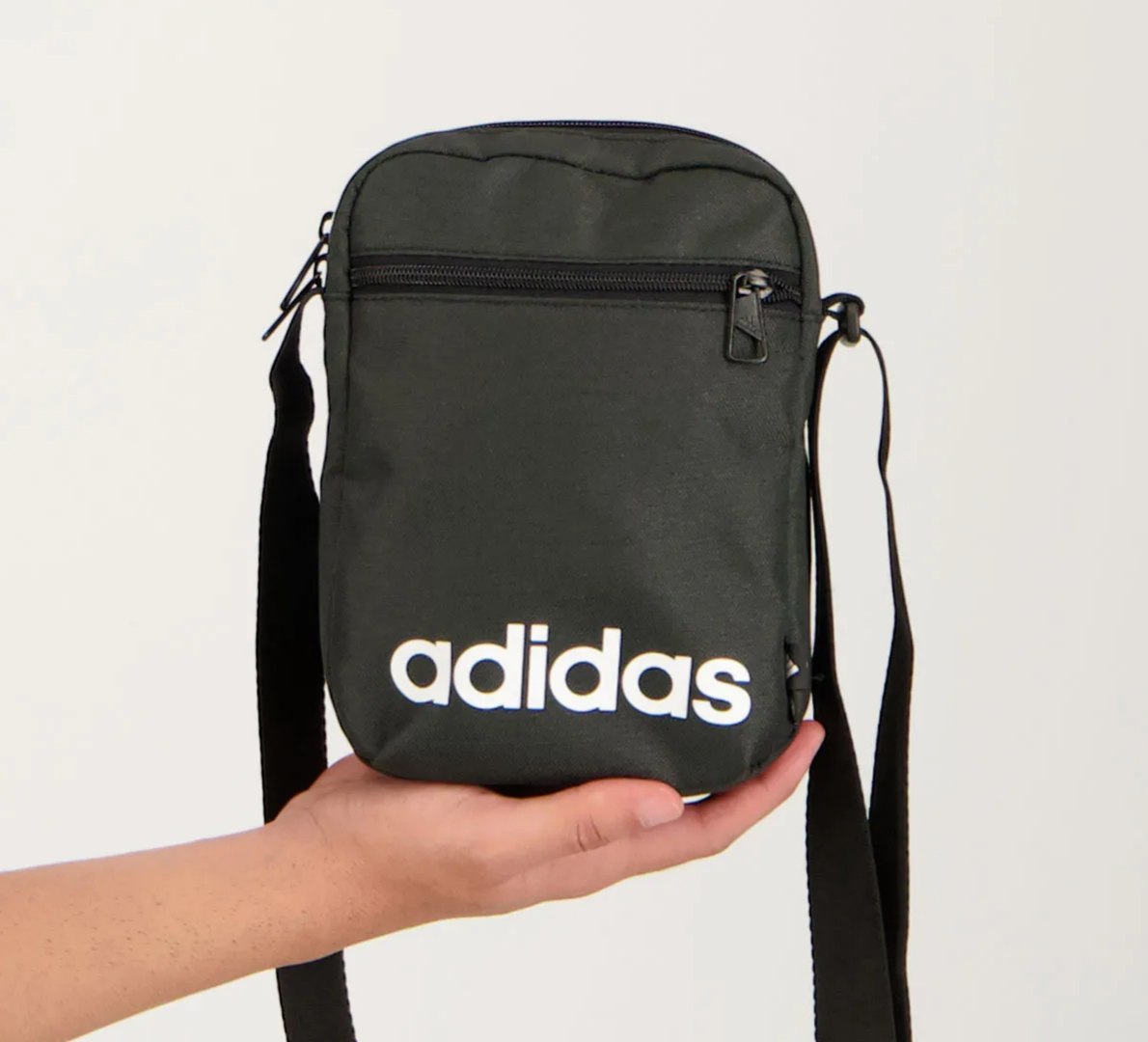 ✅ Bolsa Passeio Adidas Linear