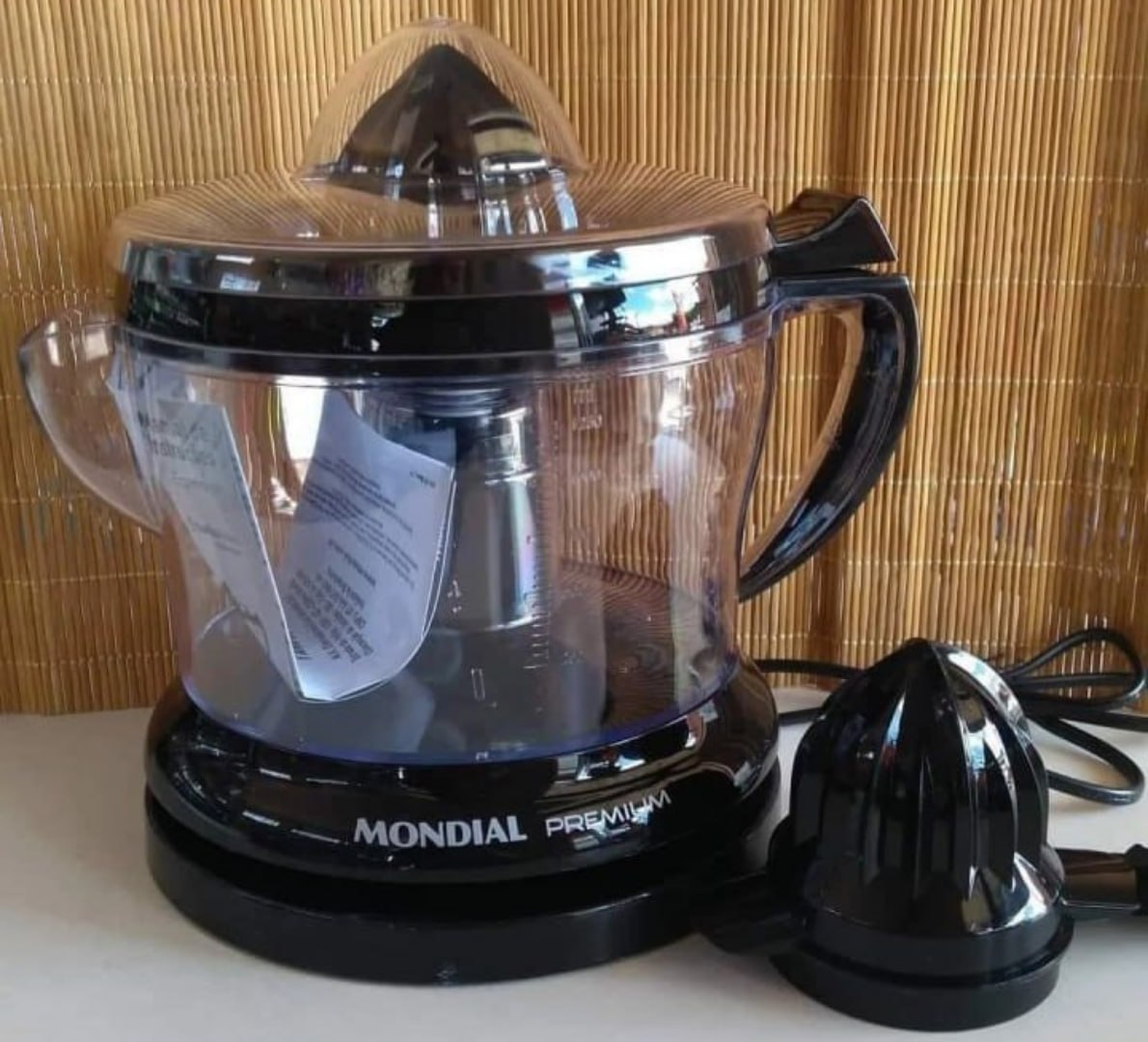 š Espremedor de Frutas Premium E02 30W Mondial