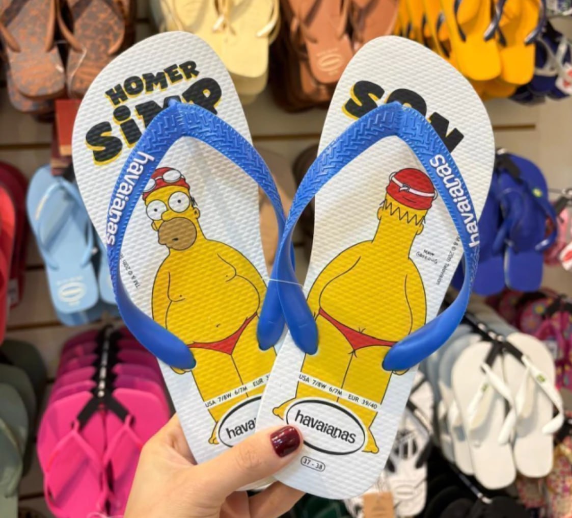 🩴 Chinelo Havaianas Top The Simpsons (2 Cores)