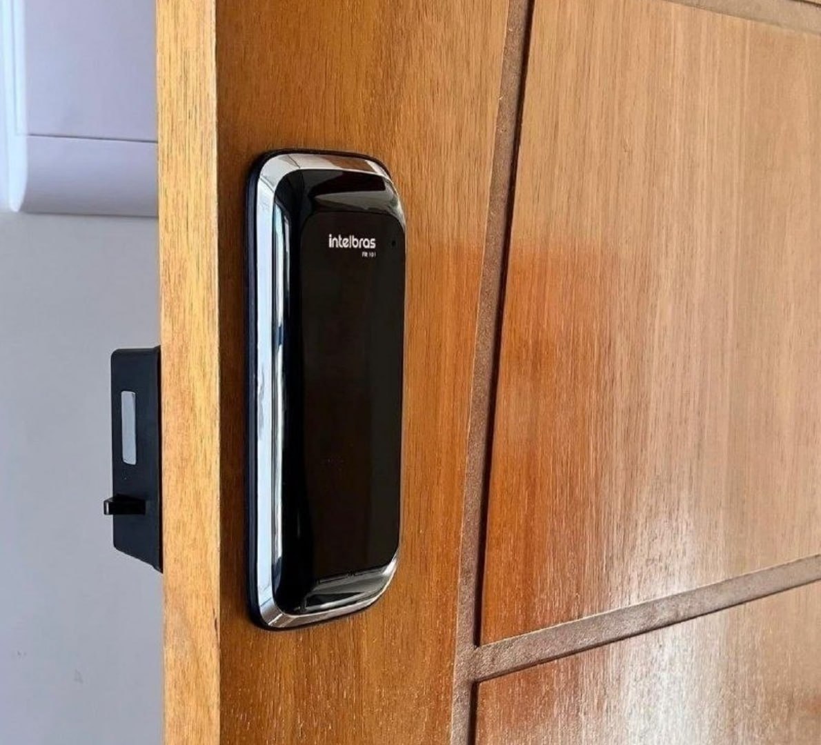 ✅ Fechadura Digital Intelbras FR101