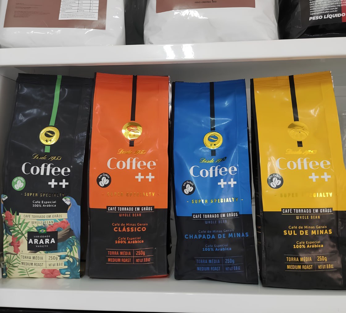 ☕️ Kit 4 Cafés Especiais em Grãos Coffee+, 250g cada