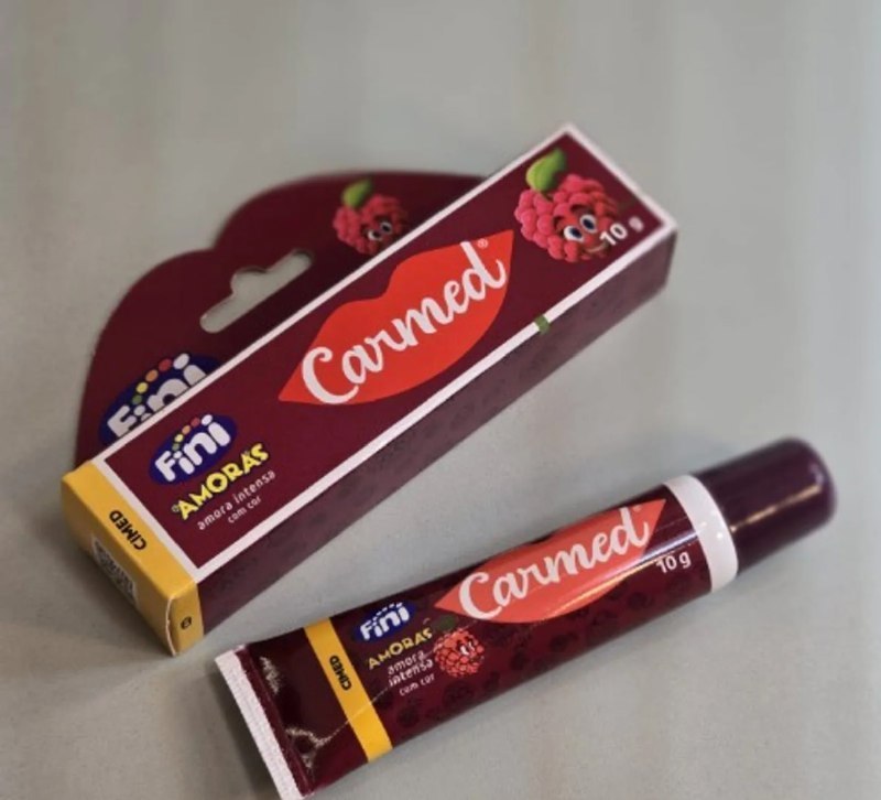 š Carmed Fini Amora Intensa Hidratante Labial com cor 10g