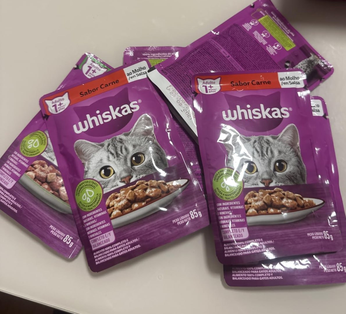 😻 Whiskas Sachê Carne 85g - 20 unidades
