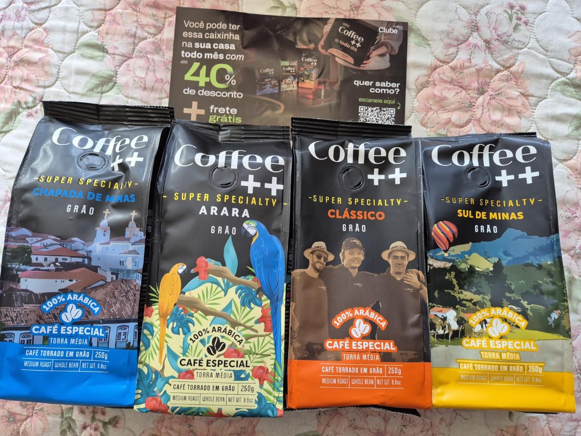 ☕️ Kit 4 Cafés Especiais em Grãos Coffee+, 250g cada