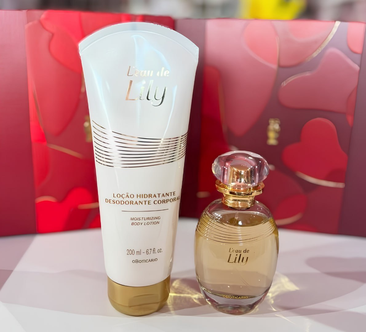 💨 Kit Presente O Boticário Leau De  Lily (Loção Hidrante + Perfume)