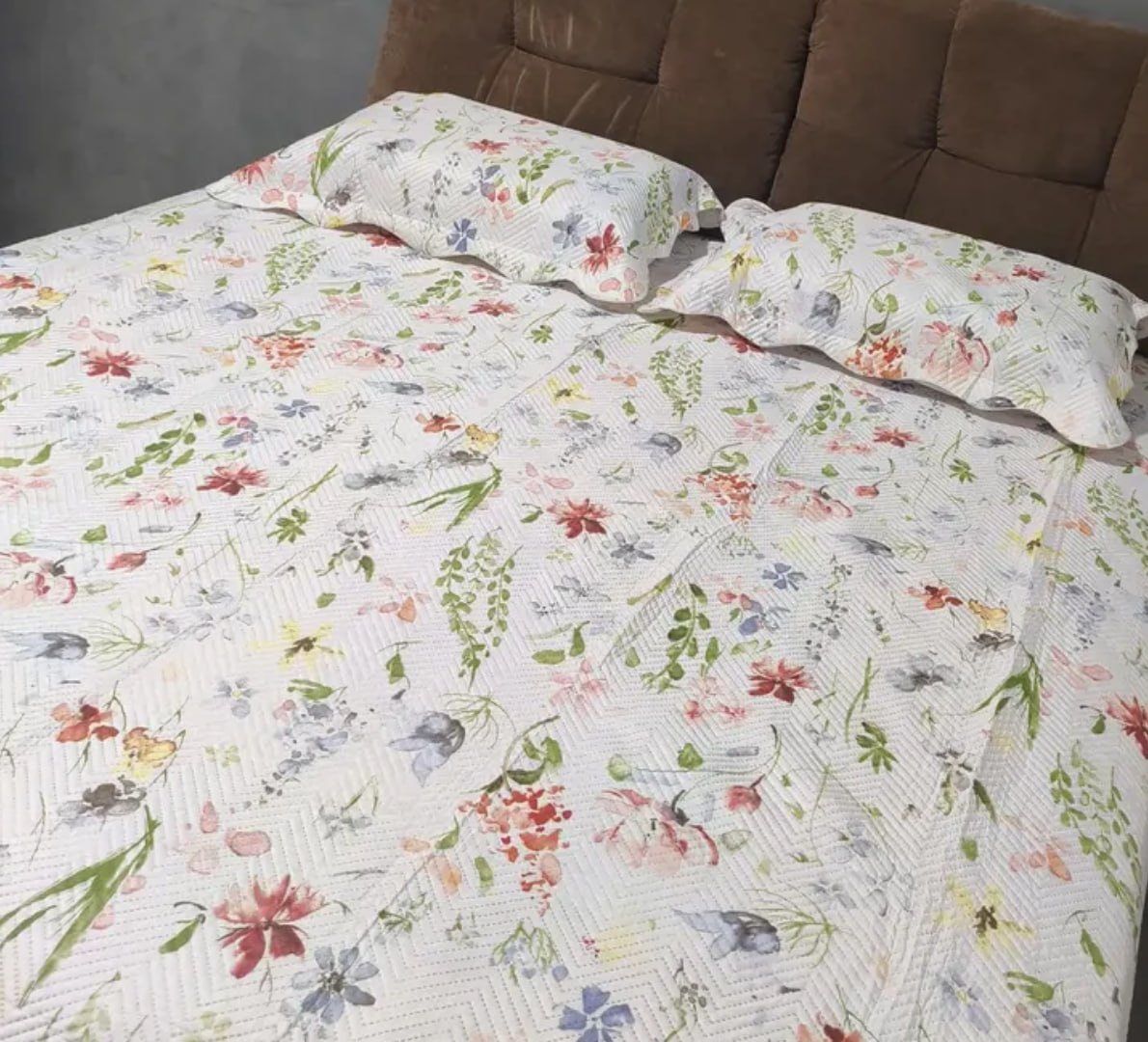 🛏 Kit Colcha Queen 3 Peças Cobre Leito Estampado Dupla Face