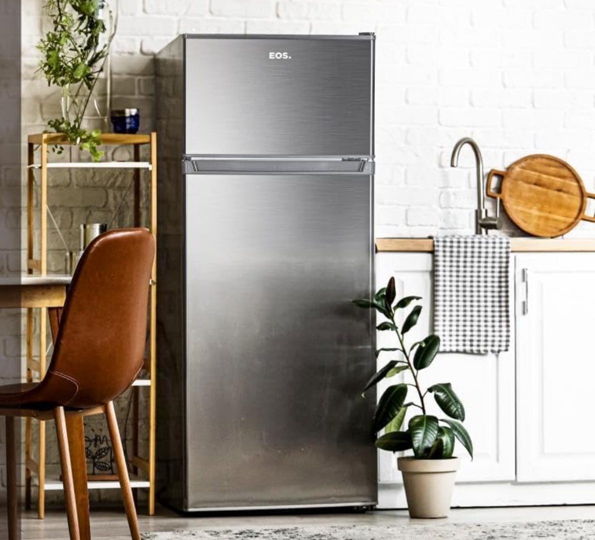 🧊 Geladeira EOS 230L Duplex Inox 110V