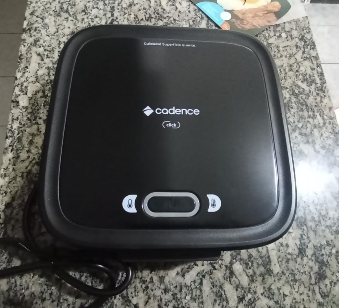 🥪 Sanduicheira Elétrica Cadence Click 127V