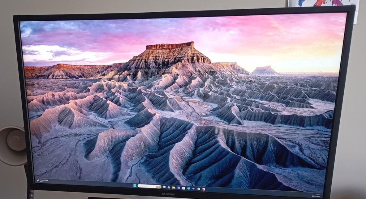 🖥 Monitor Samsung 32", 4K UHD
