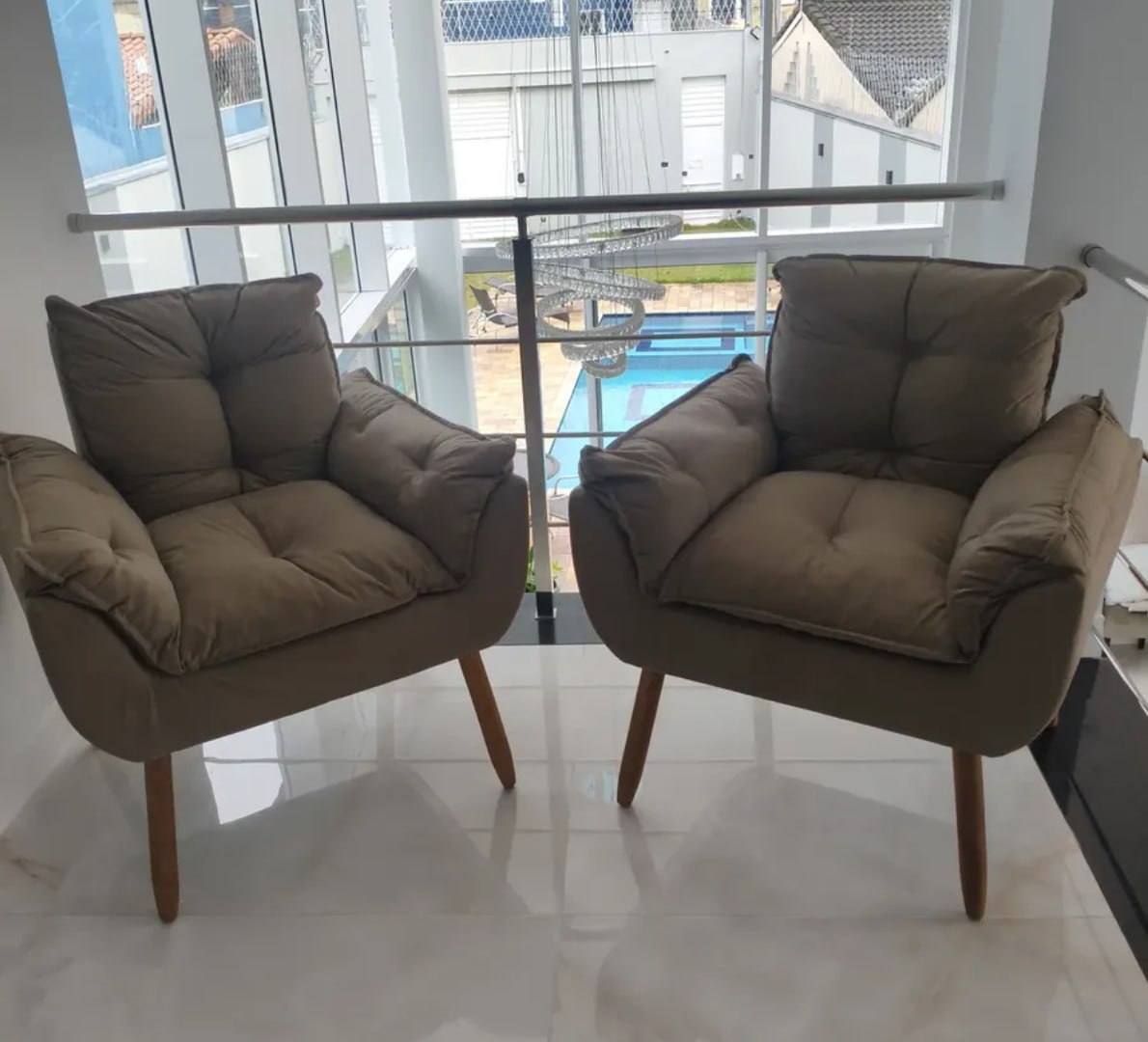 🪑 Poltrona Decorativa Opala Suede - Opções de cores