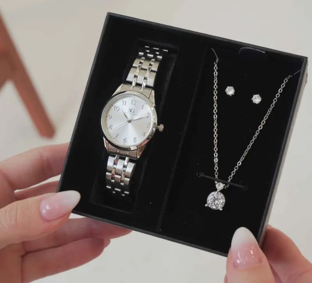 ⌚️ Kit Relógio, Colar e Brincos Ponto De Luz Silver Saint Germain