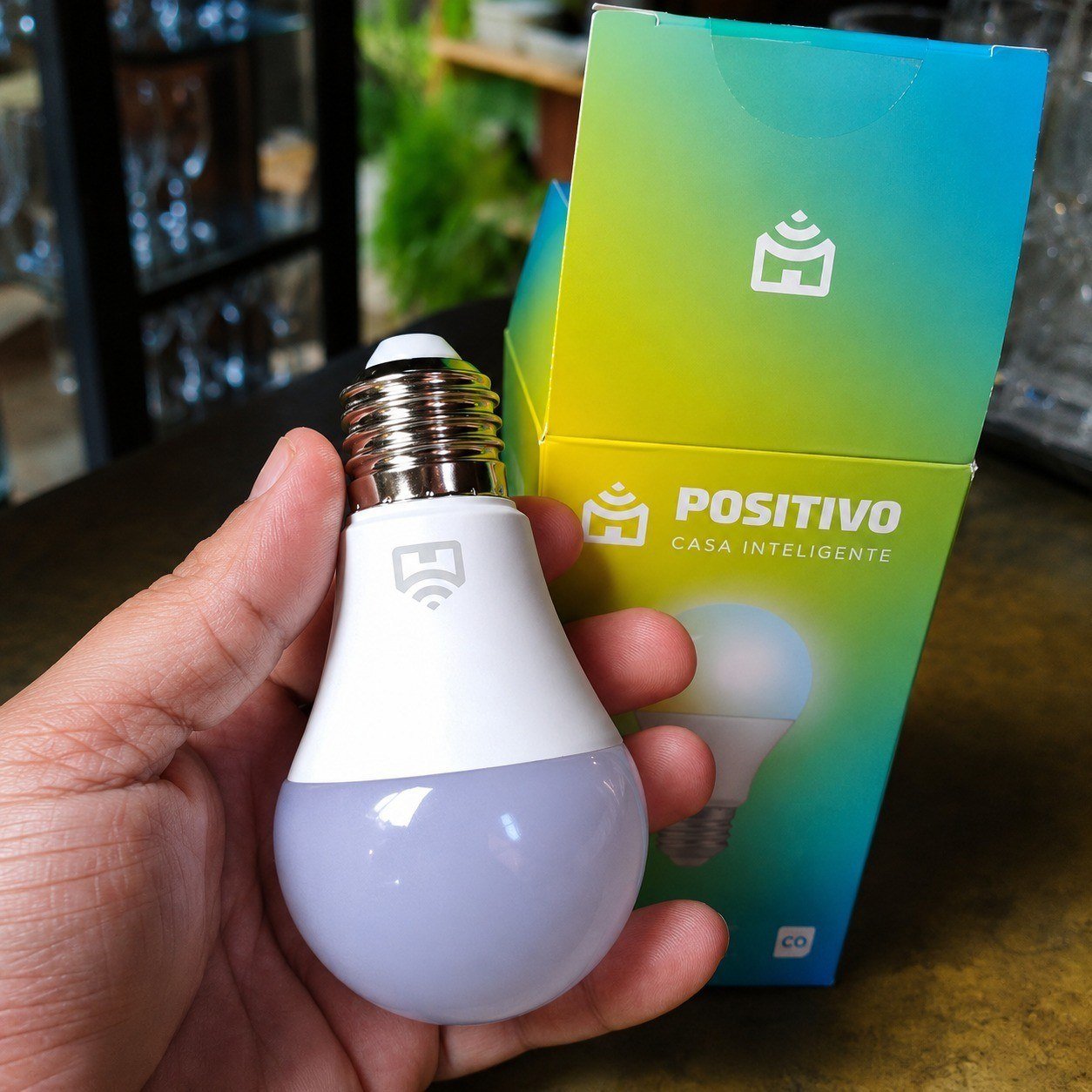 💡 Kit com 2 Lâmpadas Smart Wi-Fi Positivo 9W Bivolt