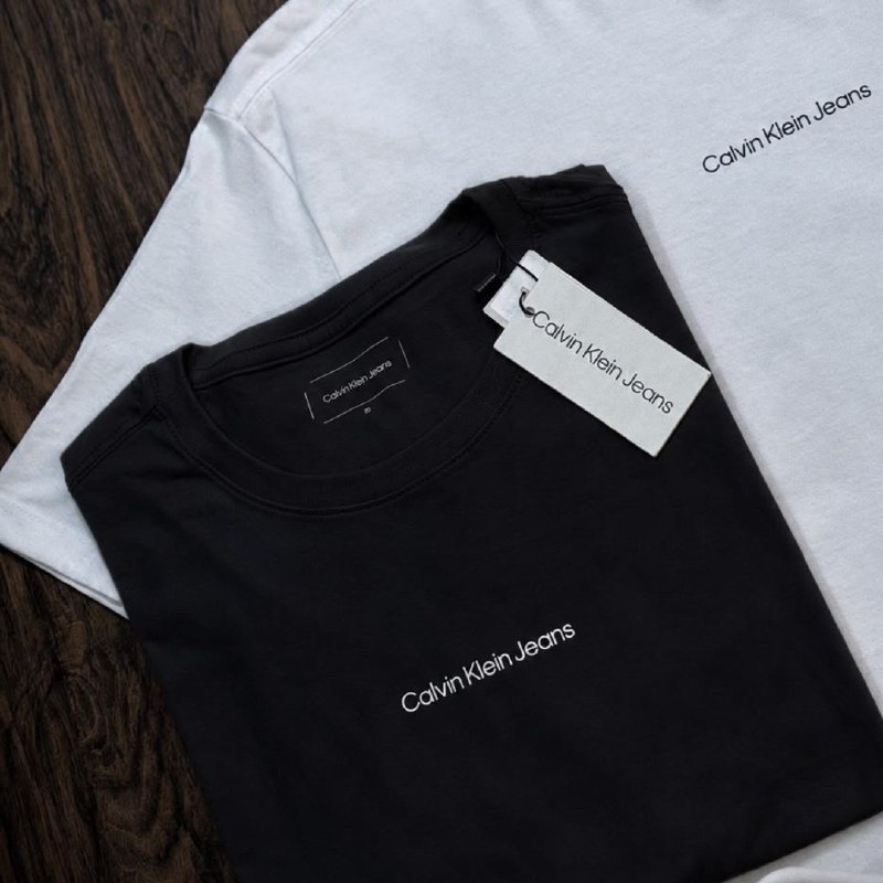 👕 Camiseta Calvin Klein Flame