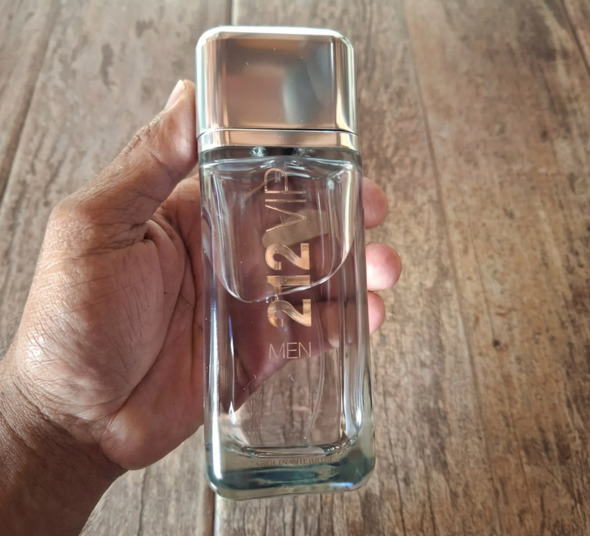 💨 Perfume Carolina Herrera 212 VIP Men EDT 200ml