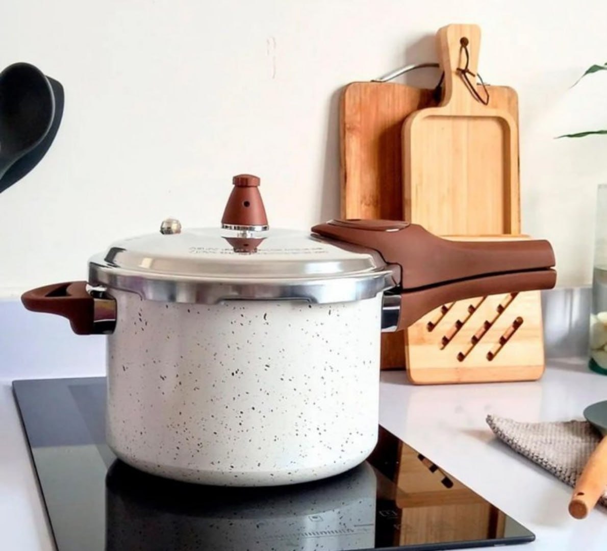 ✅ Panela Pressão Brinox Pressure 4,2L Vanilla