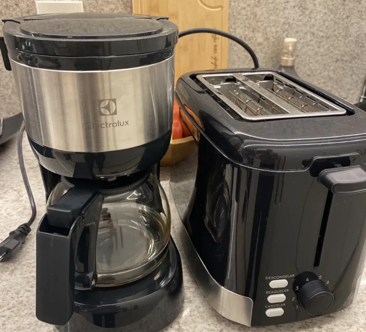 ☕️ Kit Cafeteira Elétrica ECM10 + Torradeira 8 Níveis Efficient - Electrolux