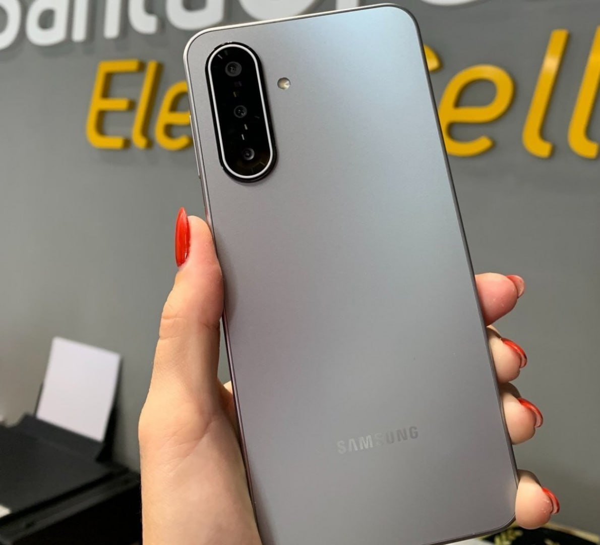 📱 Samsung Galaxy A17 4G, 128GB, 4GB RAM