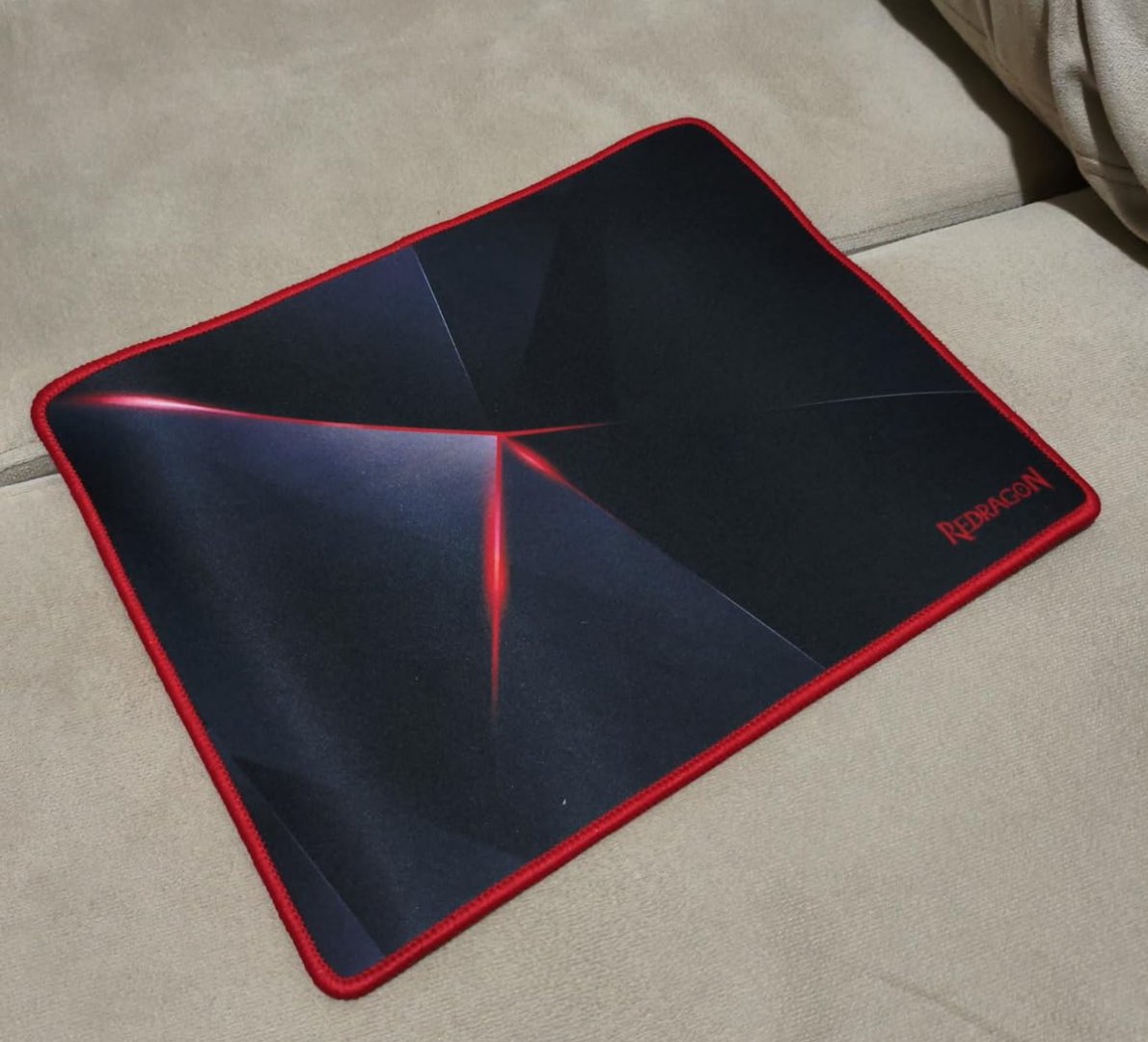 ✅ Redragon Mousepad Gamer Capricorn