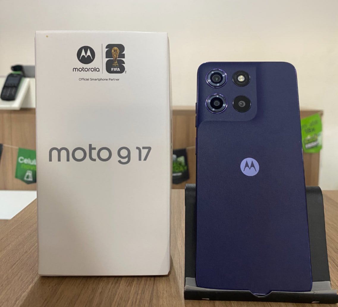 📱 Smartphone Motorola Moto G17 4G 128GB - Roxo