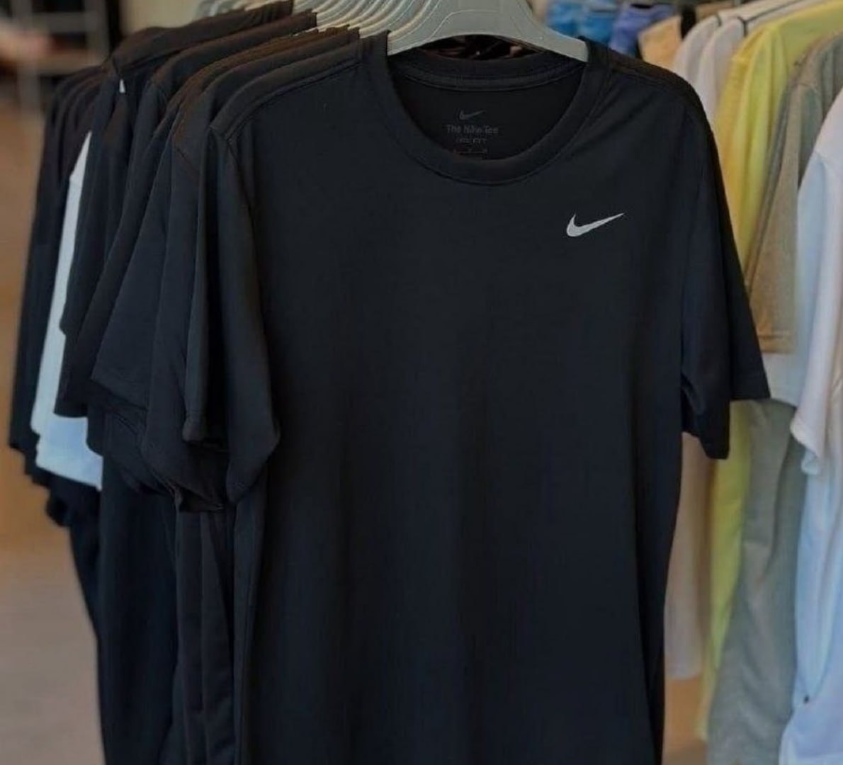 ✔️ Camiseta Nike Dri-FIT Legend