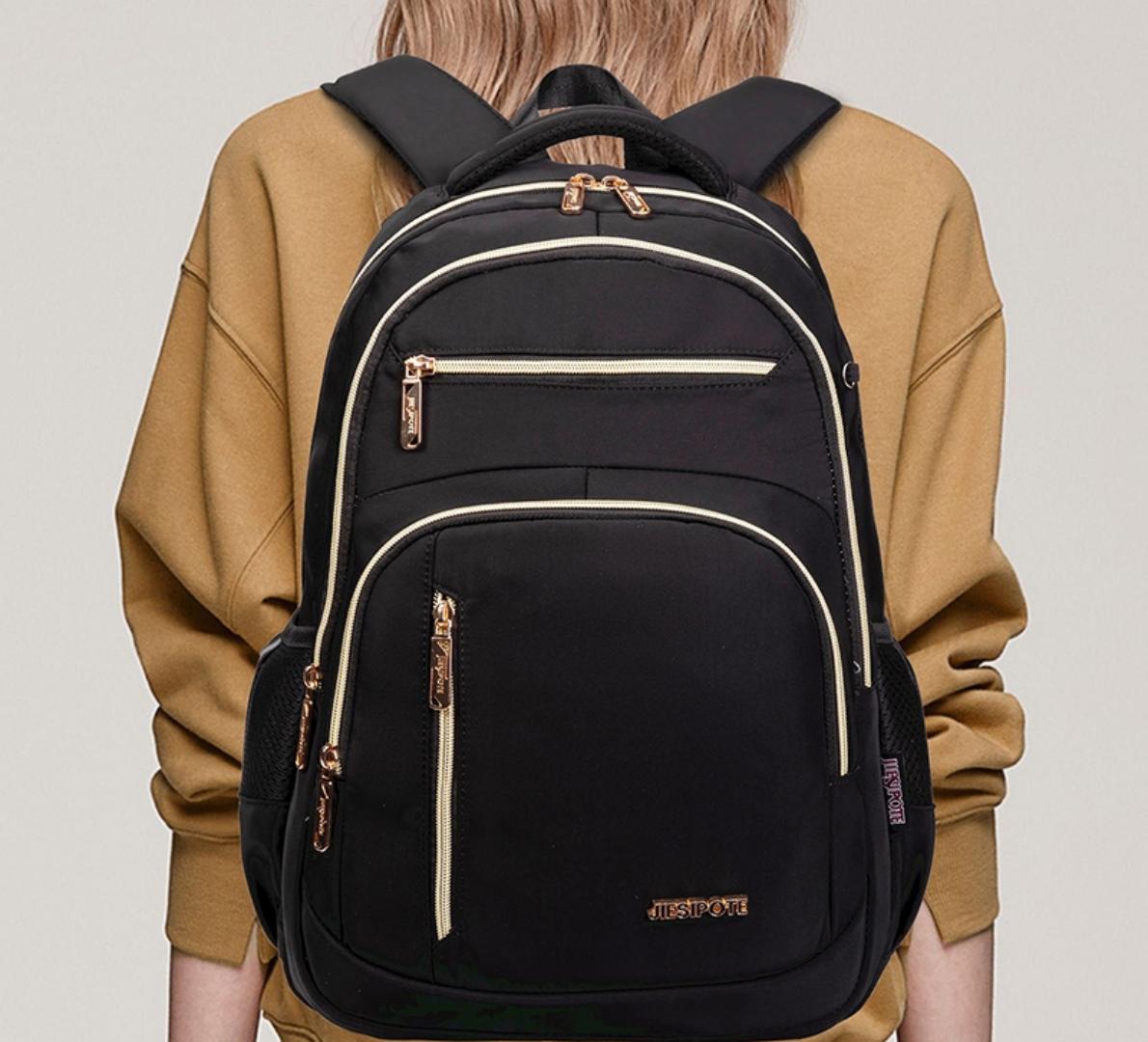 🎒Mochila ideal para deslocamentos diários e viagens-24L (Preta)