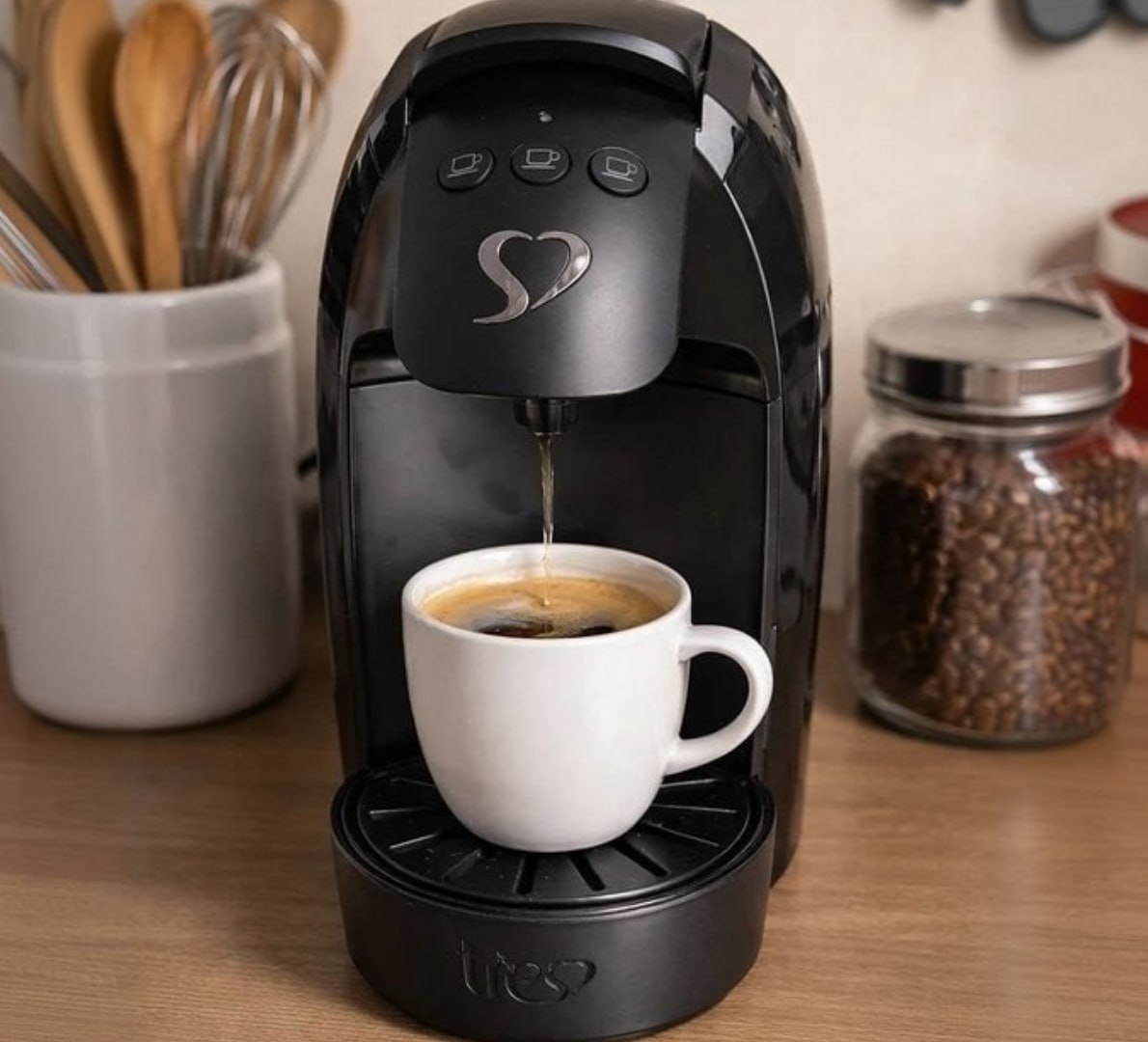 ☕️ Cafeteira Espresso Lov Tres 3 Corações 127V