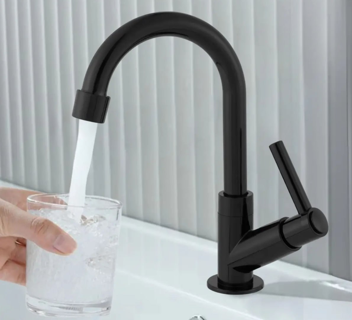 🚰 Torneira Preta