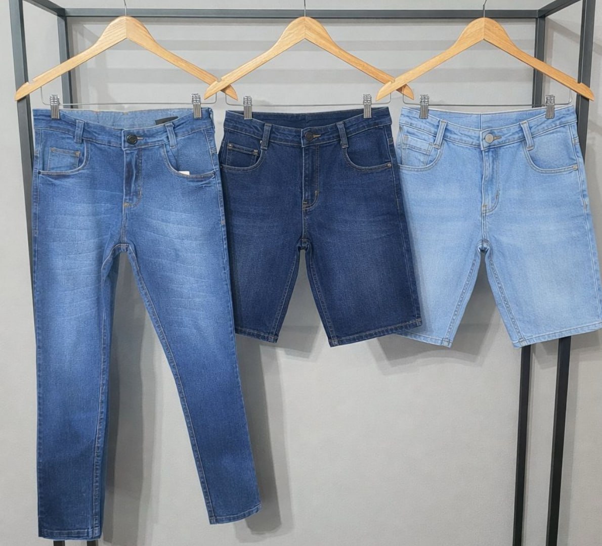 👖 Kit 2 Bermuda Masculina Jeans + 1 Calça Jeans Skinny