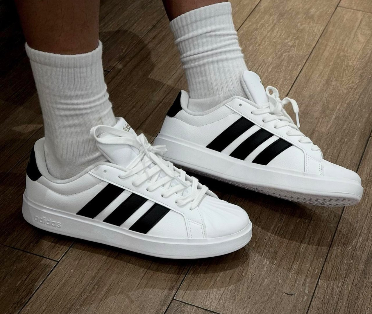 👟 Tênis Streettalk adidas (5 cores)