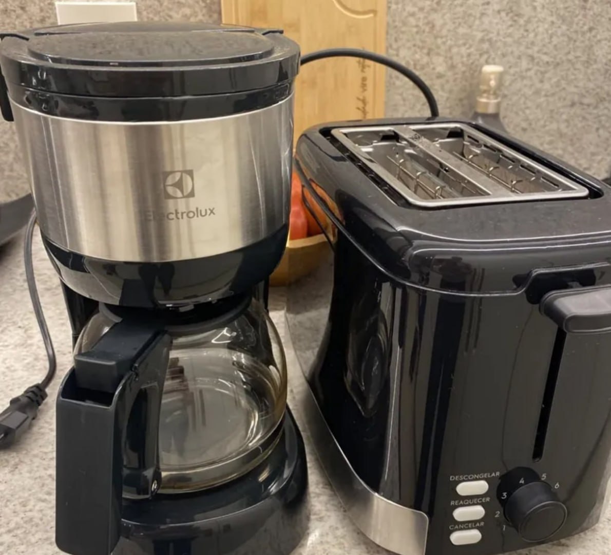 ☕️ Kit Cafeteira Elétrica ECM10 + Torradeira 8 Níveis Efficient - Electrolux