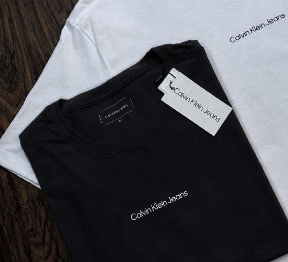 👕 Camiseta Calvin Klein Flame